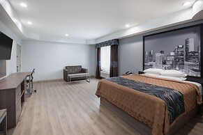 Super 8 by Wyndham Humble/Fallcreek/Houston