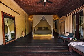 Radhoo Tulum