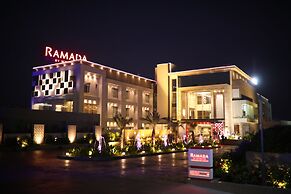 Ramada by Wyndham Gandhidham Shinay