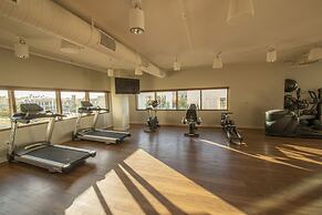 Legacy Resort Hotel & Spa