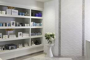 Legacy Resort Hotel & Spa