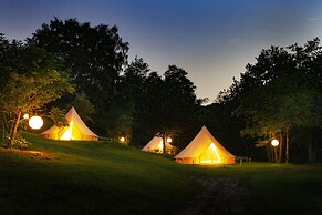 Lloyds Meadow Glamping Delamere Chester