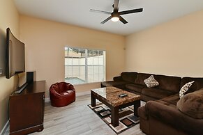 Full Moon Lagoon by VillaDirect