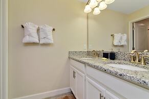 Full Moon Lagoon by VillaDirect