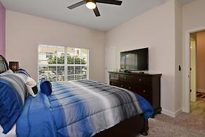 Full Moon Lagoon by VillaDirect