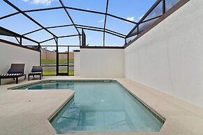 Full Moon Lagoon by VillaDirect