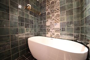 Yun Shan Shui Castle 19