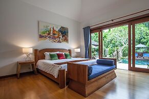Baan Pinya Balinese Style Aonang Pool Villa