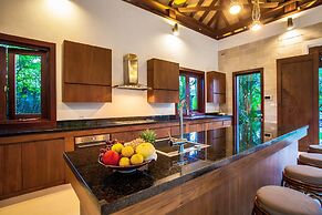 Baan Pinya Balinese Style Aonang Pool Villa