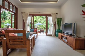 Baan Pinya Balinese Style Aonang Pool Villa