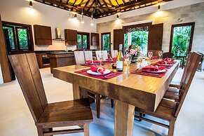 Baan Pinya Balinese Style Aonang Pool Villa