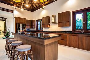 Baan Pinya Balinese Style Aonang Pool Villa