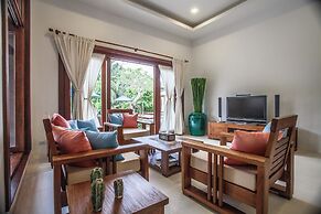 Baan Pinya Balinese Style Aonang Pool Villa