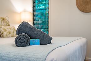 Mandalay Escape Serenity and Pool