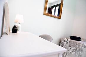 Preciosa Casa La Humosa