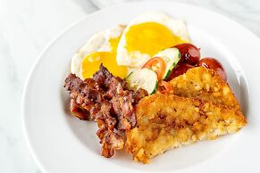 Felicity Island Hotel