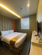 Felicity Island Hotel