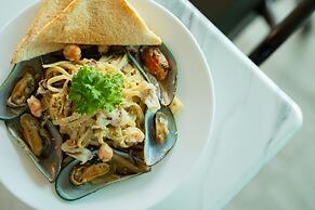 Felicity Island Hotel