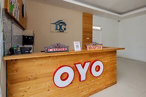 OYO 1812 Dg Inn
