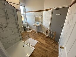 St Andrews House Hotel