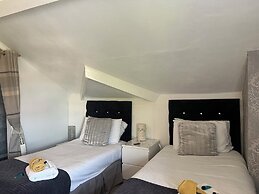 St Andrews House Hotel