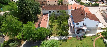 House Bozac