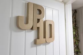 James Place @ Pontmorlais