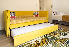 James Place @ Pontmorlais