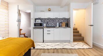 James Place @ Pontmorlais