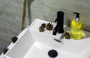 James Place @ Pontmorlais