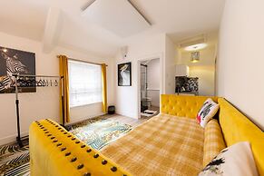 James Place @ Pontmorlais