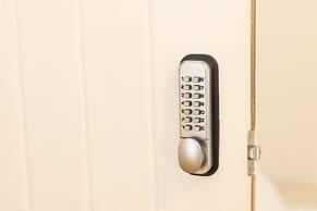 James Place @ Pontmorlais