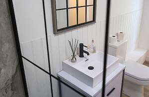 James Place @ Pontmorlais