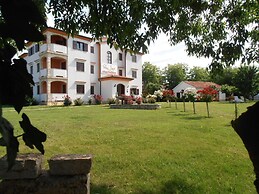 Villa Linet