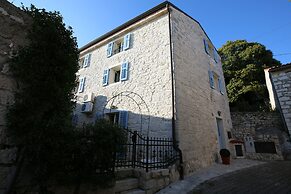 House Nirvana