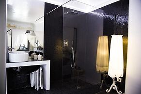 Community Rooms & Wine