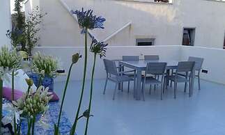 Community Rooms & Wine