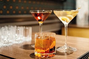 Hotel Vin, Autograph Collection