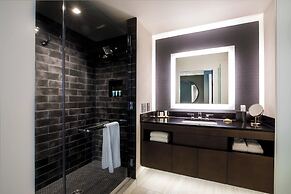 Hotel Vin, Autograph Collection