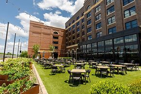 Hotel Vin, Autograph Collection