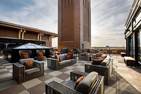 Hotel Vin, Autograph Collection