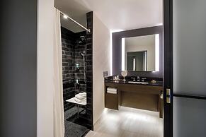 Hotel Vin, Autograph Collection