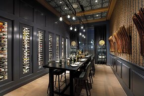 Hotel Vin, Autograph Collection