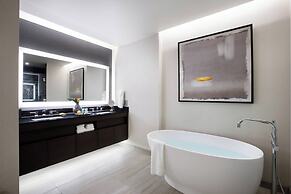 Hotel Vin, Autograph Collection