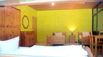 Gästehaus Zimmer Frei