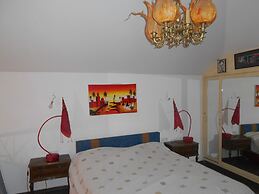 Cozy Marina PentHouse  Ref T32401