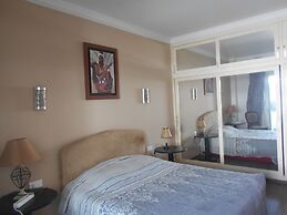 Cozy Marina PentHouse  Ref T32401