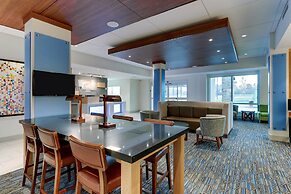 Holiday Inn Express & Suites Middletown - Goshen by IHG