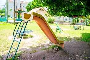 Centrally located Oakland Guest Apartment I