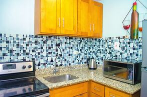 Centrally located Oakland Guest Apartment I